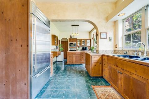 592 Kaupakalua Rd, Haiku, HI 96708 photo 9