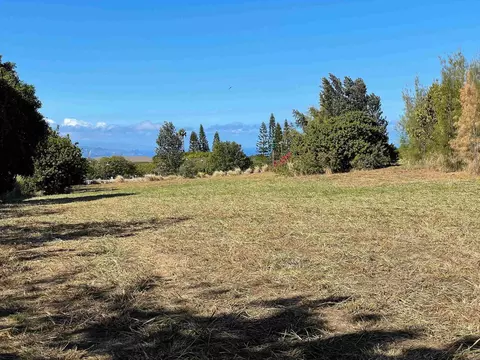 10 Mohala Pl UNIT B, Pukalani, HI 96768