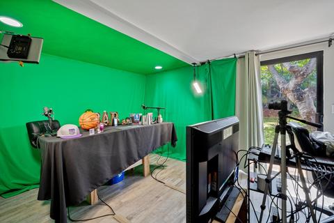 77 Halelo St, Lahaina, HI 96761 photo 24