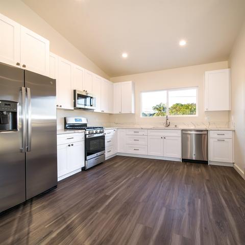 1867 Makahala Pl, Wailuku, HI 96793