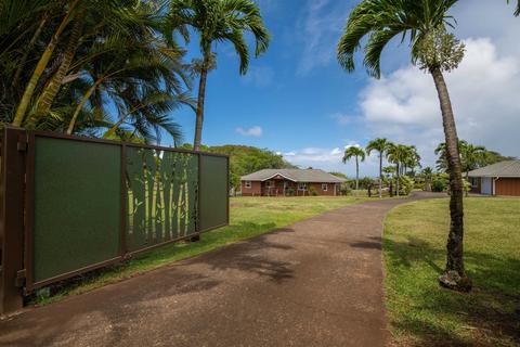 15 Mauu Pl, Haiku, HI 96708 | 28 Photos | MLS #397034 - Movoto