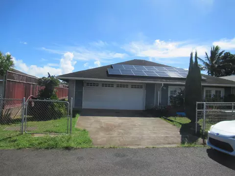 43 Puaina Pl, Makawao, HI 96768