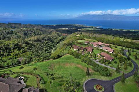 208 Kalaunu Way #12, Lahaina, HI 96761