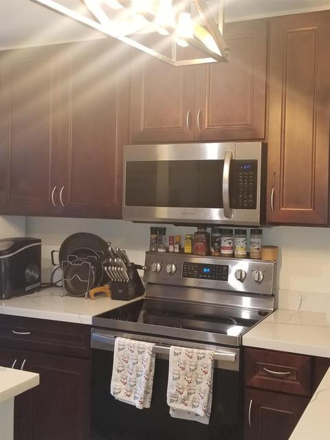 1063 Lower Main St #210, Wailuku, HI 96793