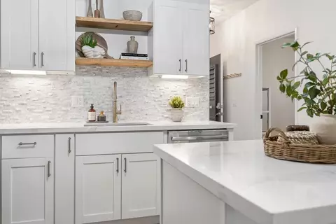 4435 Lower Honoapiilani Rd #121, Lahaina, HI 96761