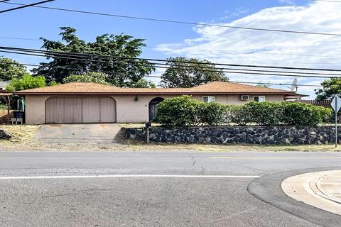 212 Ohukai Rd, Kihei, HI 96753