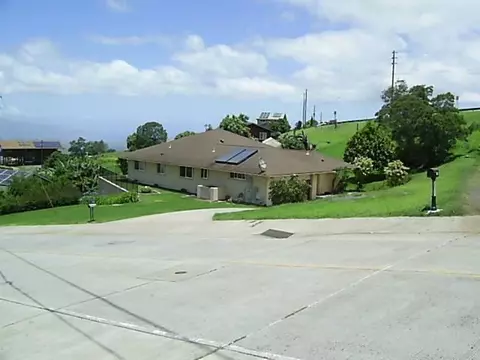 146 Keanuhea St, Kula, HI 96790