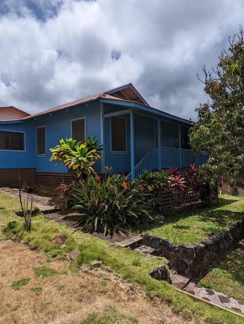 1228 Houston St, Lanai City, HI 96763