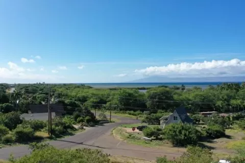 1015 Poko Pl, Kaunakakai, HI 96748