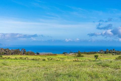 1531 Haliimaile Rd, Makawao, HI 96768