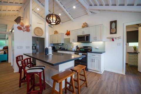 2750 Kalapu Dr #12, Lahaina, HI 96761