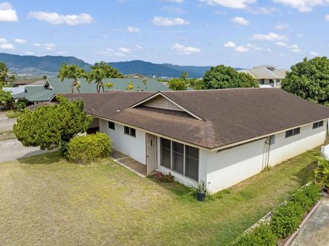 390 W Hawaii St, Kahului, HI 96732