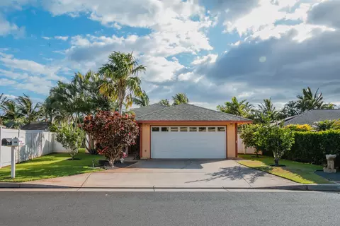 704 Alulike St, Kihei, HI 96753