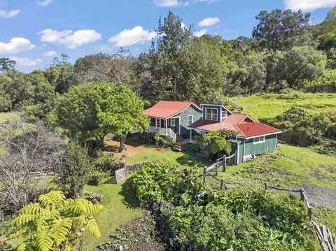 788 Middle Rd, Kula, HI 96790