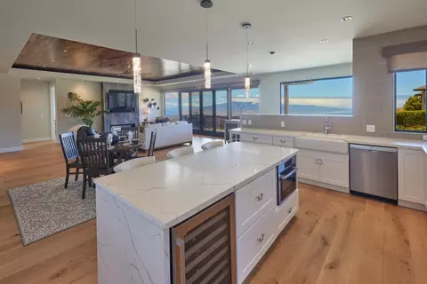 50 Kaalele Pl, Kula, HI 96790