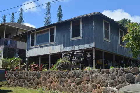1242 Houston St, Lanai City, HI 96763