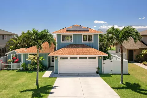 141 Kamahao Cir, Wailuku, HI 96793