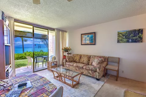 3959 Lower Honoapiilani Rd #406, Lahaina, HI 96761