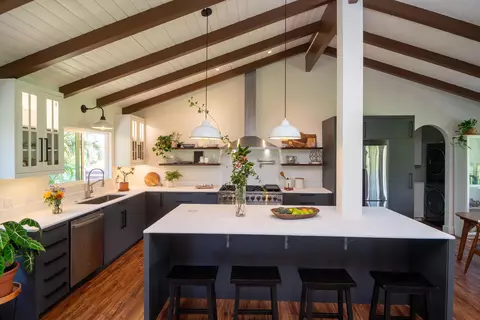 4930 Hana Hwy, Haiku, HI 96708