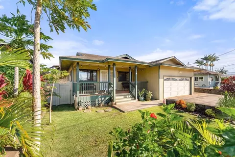 24 Nihi Pl, Paia, HI 96779