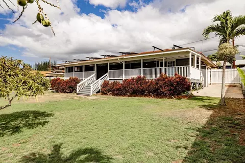 256 Haulani St #A, Makawao, HI 96768