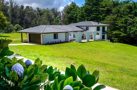 1200 Ehu Rd #A, Makawao, HI 96768
