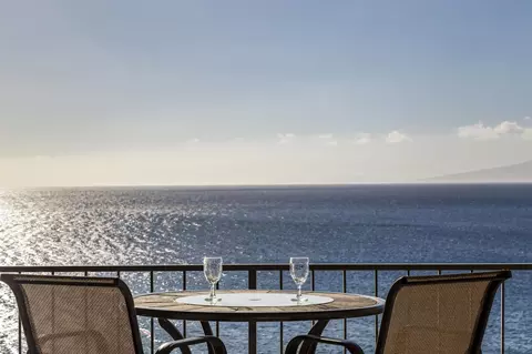 106 Kaanapali Shores Pl #806, Lahaina, HI 96761