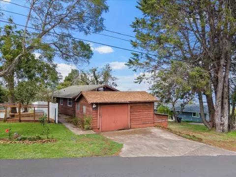 1524 Lower Kimo Dr, Kula, HI 96790