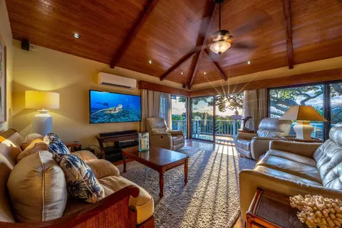 85 Hui Rd F Rd UNIT A, Lahaina, HI 96761