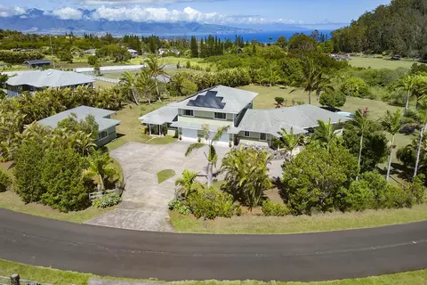 45 Kapii Pl, Haiku, HI 96708