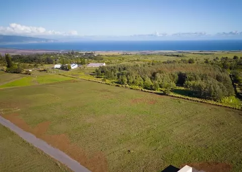 2759 Baldwin Ave #A, Makawao, HI 96768