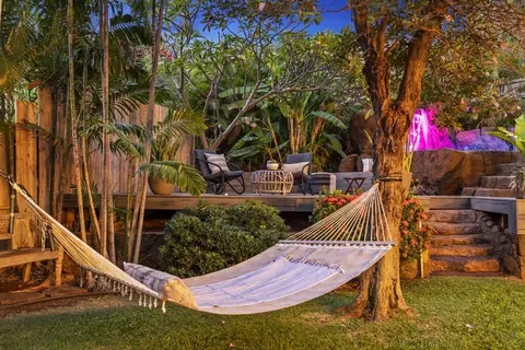 243 Palanehe Pl, Kihei, HI 96753