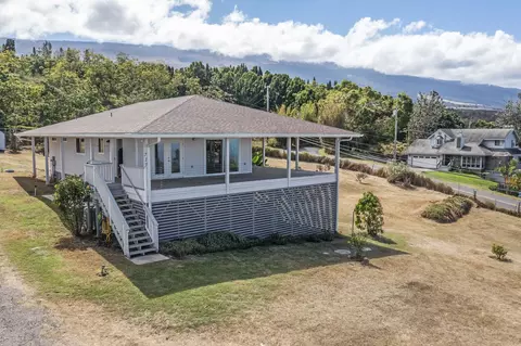 717 Lower Kimo Dr #B, Kula, HI 96790