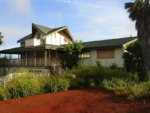 450 Kaula Rd, Maunaloa, HI 96770