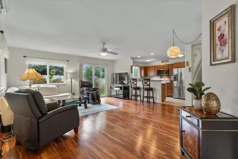 233 Lau Oliwa Loop #43, Wailuku, HI 96793