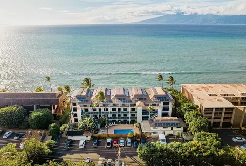 3765 Lower Honoapiilani Rd #303, Lahaina, HI 96761