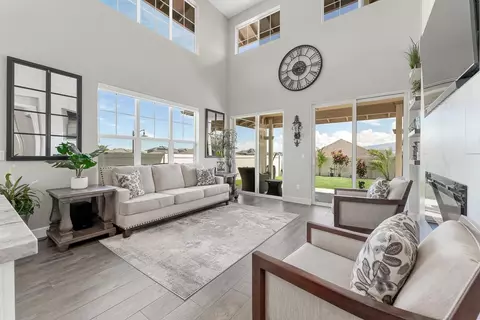 160 Lahai Ln, Kahului, HI 96732