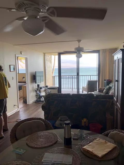 250 Hauoli Rd #304, Wailuku, HI 96793