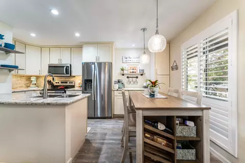 140 Uwapo Rd #58-204, Kihei, HI 96753