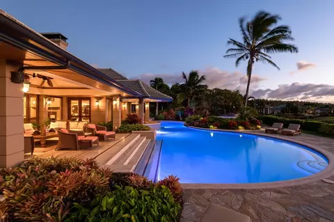1216 Summer Rd, Lahaina, HI 96761