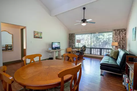 15 Kulanihakoi St #13F, Kihei, HI 96753