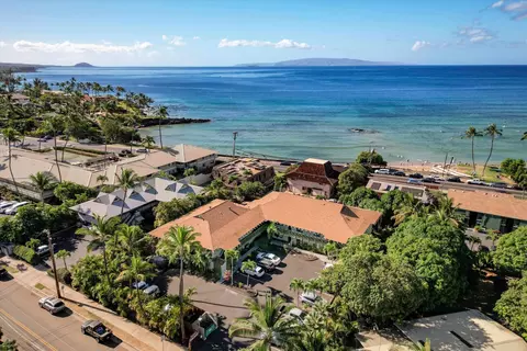 2050 Kanoe St #102, Kihei, HI 96753