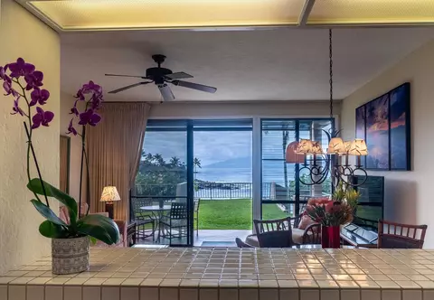 5295 Lower Honoapiilani Rd #B-17, Lahaina, HI 96761