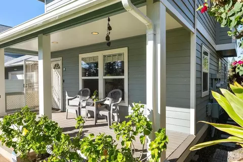 2740 Liholani St #14, Makawao, HI 96768