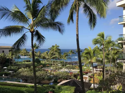 1 Bay Dr #4404, Lahaina, HI 96761