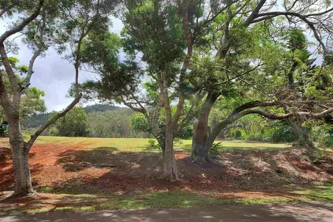 240 Kaunaoa Dr, Lanai City, HI 96763 photo 2