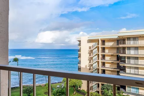 4365 Lower Honoapiilani Rd #703, Lahaina, HI 96761