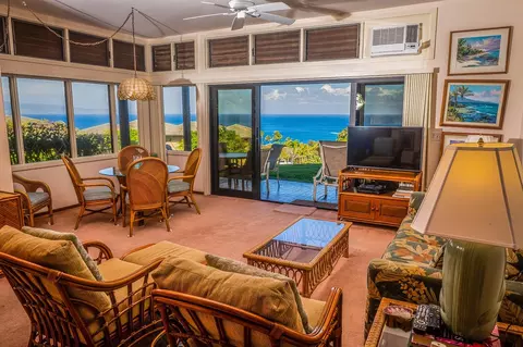100 Ridge Rd #1011, Lahaina, HI 96761
