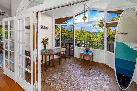 36 Kulani Pl #B, Paia, HI 96779