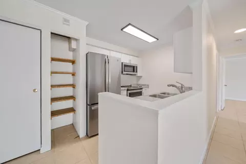 140 Uwapo Rd #48-102, Kihei, HI 96753